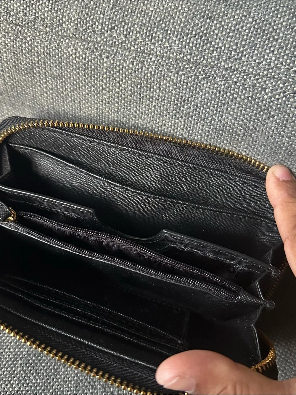 Michael Kors Jet Set Travel Medium Continental Wristlet Wallet Black